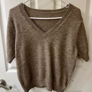 Classic V-Neck Short Sleeve Sweater - Taupe Brown